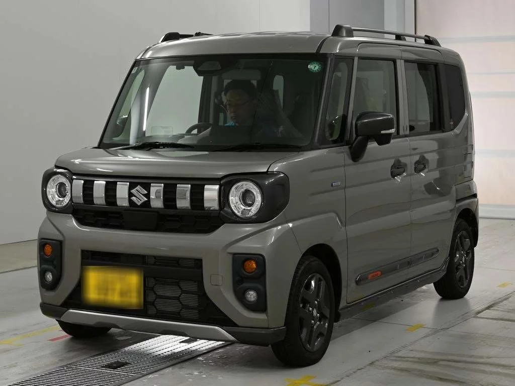 Suzuki Spacia Gear  с аукциона в Японии