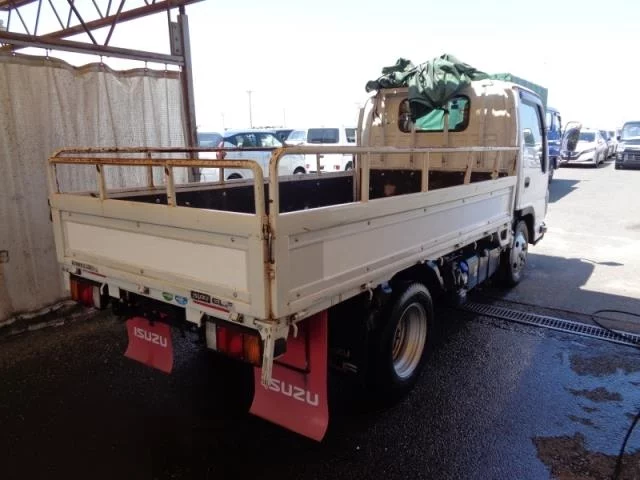 Isuzu Elf  с аукциона в Японии