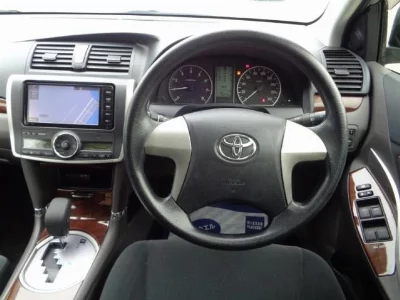 Toyota Premio