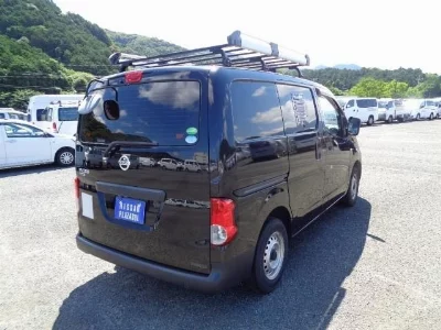 Nissan NV200 VANETTE VAN
