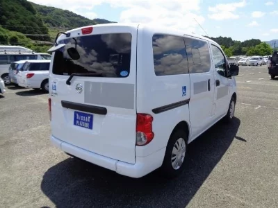 Nissan NV200 VANETTE VAN