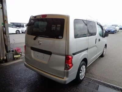 Nissan NV200 VANETTE VAN