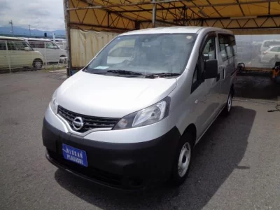 Nissan NV200 VANETTE VAN