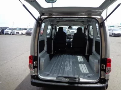 Nissan NV200 VANETTE VAN