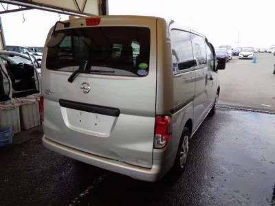 Nissan NV200 VANETTE VAN