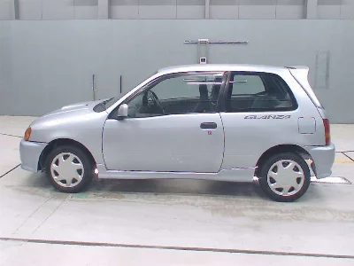 TOYOTA STARLET