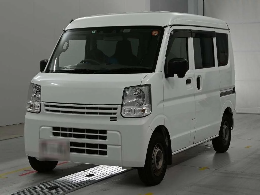 Nissan NV100 Clipper  с аукциона в Японии