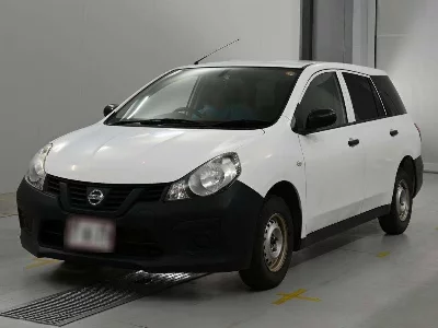 Nissan AD