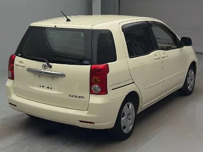 TOYOTA RAUM