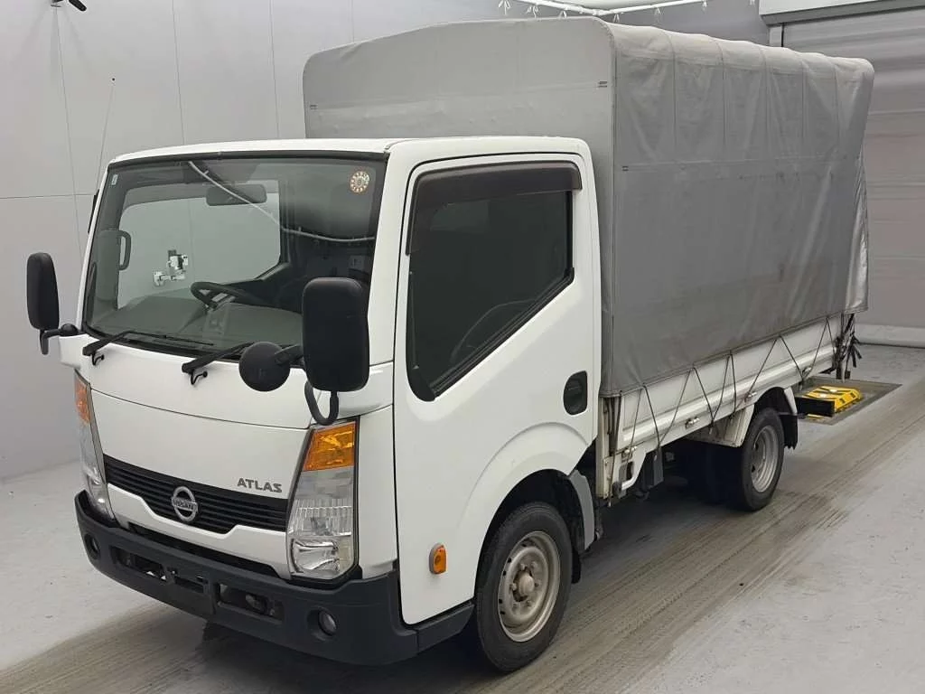 Nissan Atlas  с аукциона в Японии