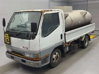 Mitsubishi Fuso Canter
