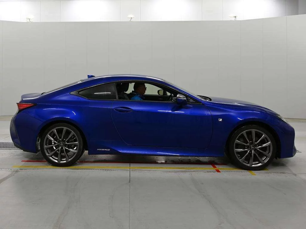 Lexus RC300h  с аукциона в Японии
