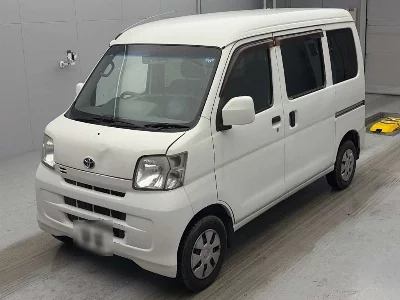 TOYOTA PIXIS VAN