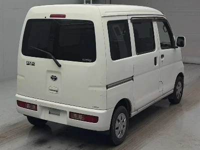 TOYOTA PIXIS VAN