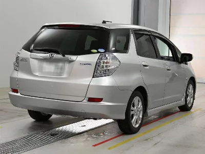 Honda FIT SHUTTLE HYBRID