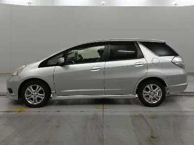 Honda FIT SHUTTLE HYBRID