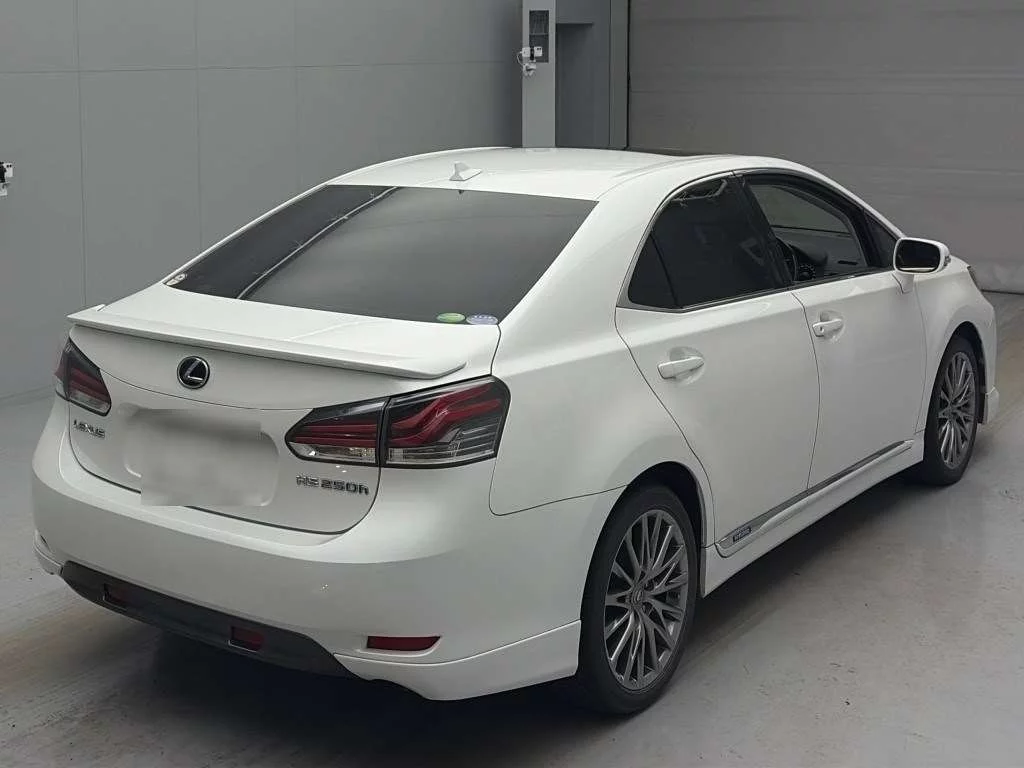 Lexus HS250h  с аукциона в Японии