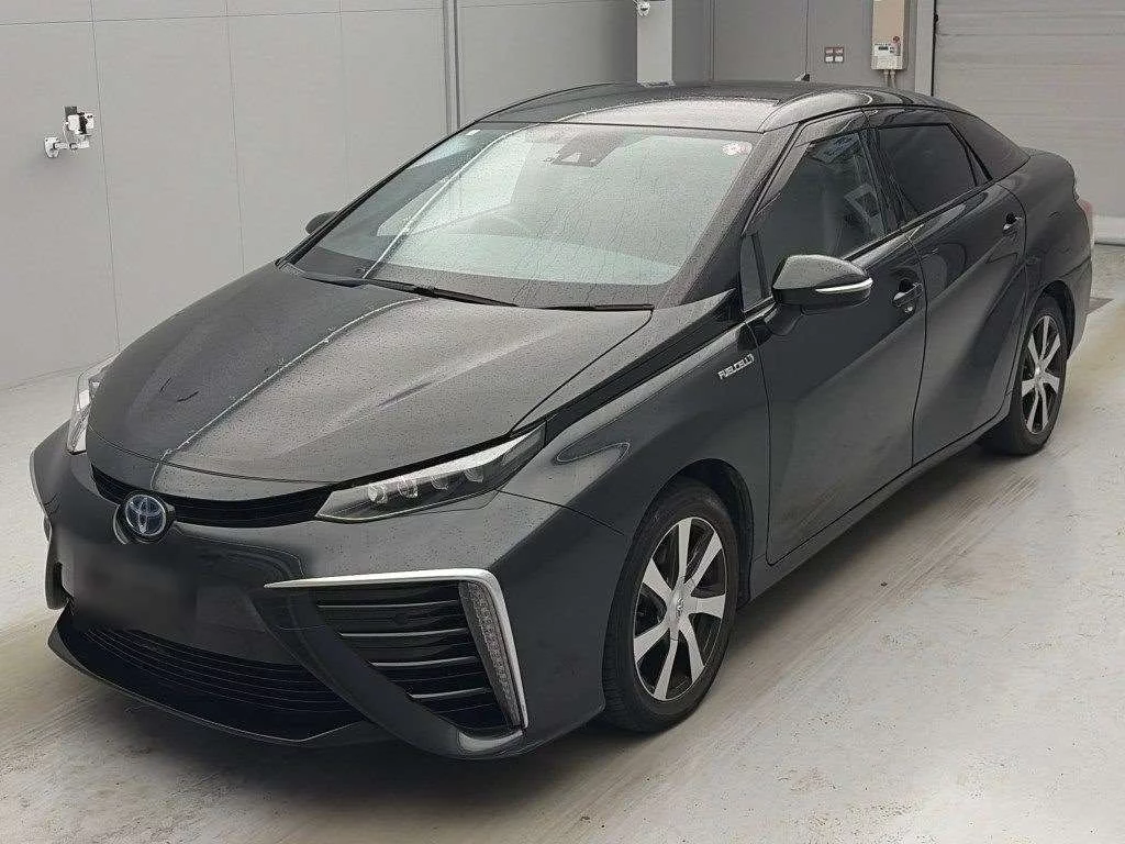Toyota Mirai  с аукциона в Японии
