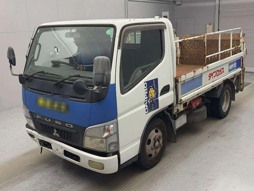 Mitsubishi Fuso Canter  с аукциона в Японии