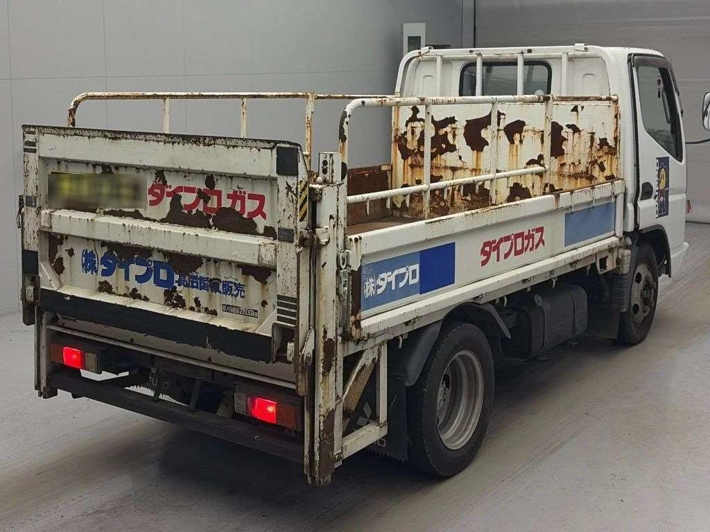 Mitsubishi Fuso Canter  с аукциона в Японии