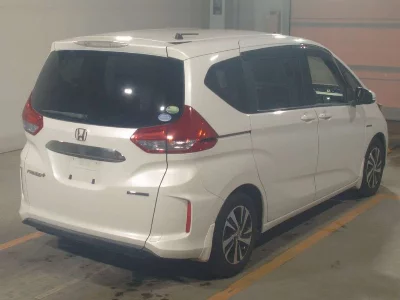 Honda FREED + HYBRID