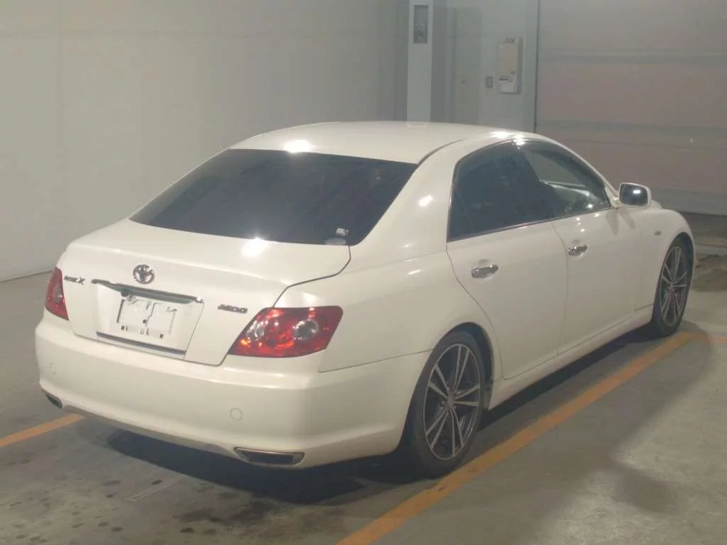 Toyota Mark X  с аукциона в Японии
