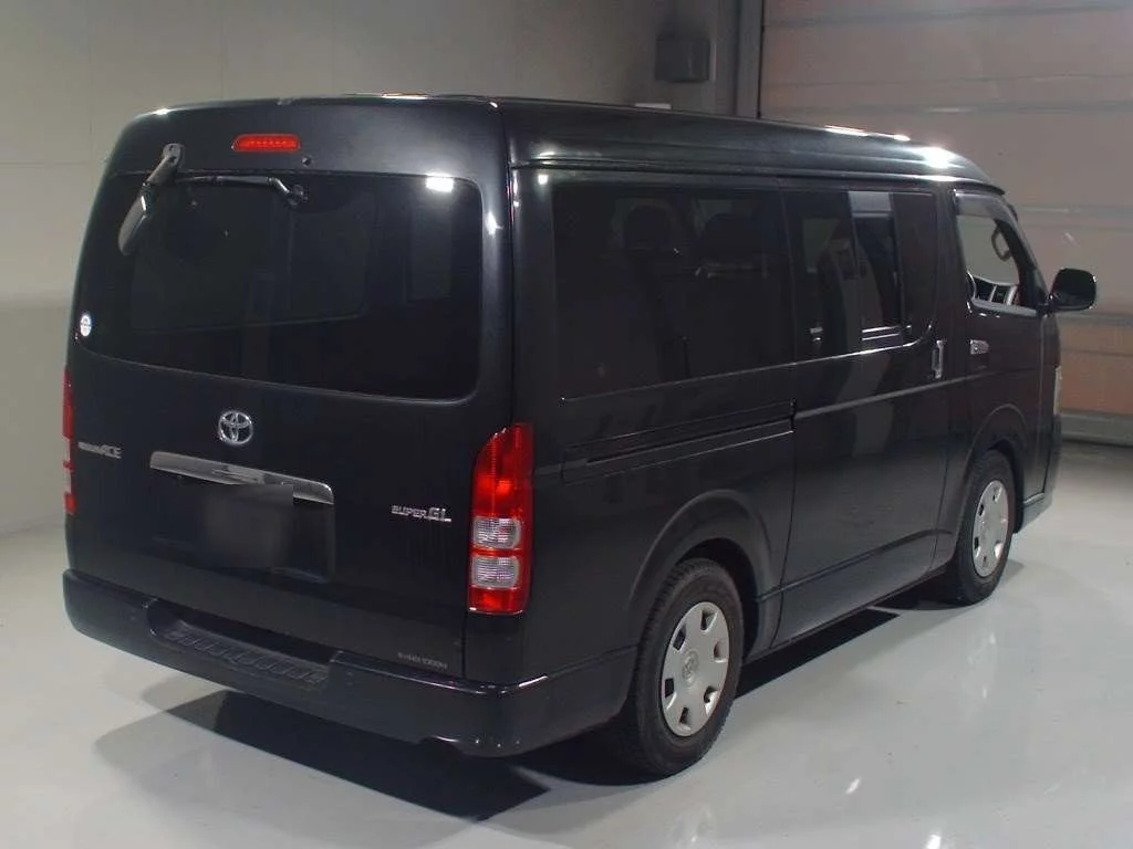 Toyota RegiusAce  с аукциона в Японии