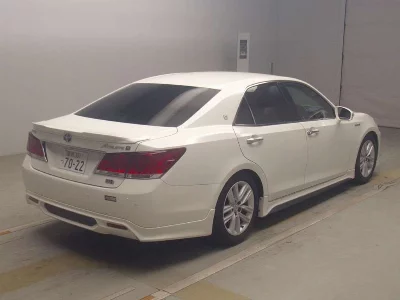 TOYOTA CROWN HYBRID