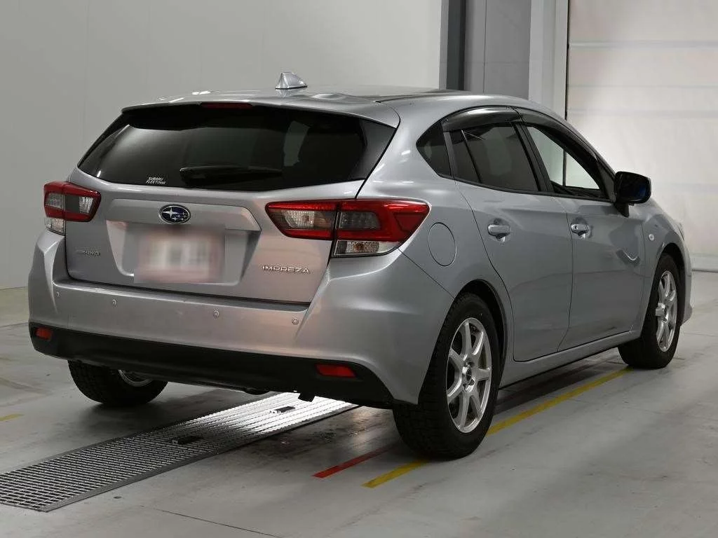 Subaru Impreza  с аукциона в Японии