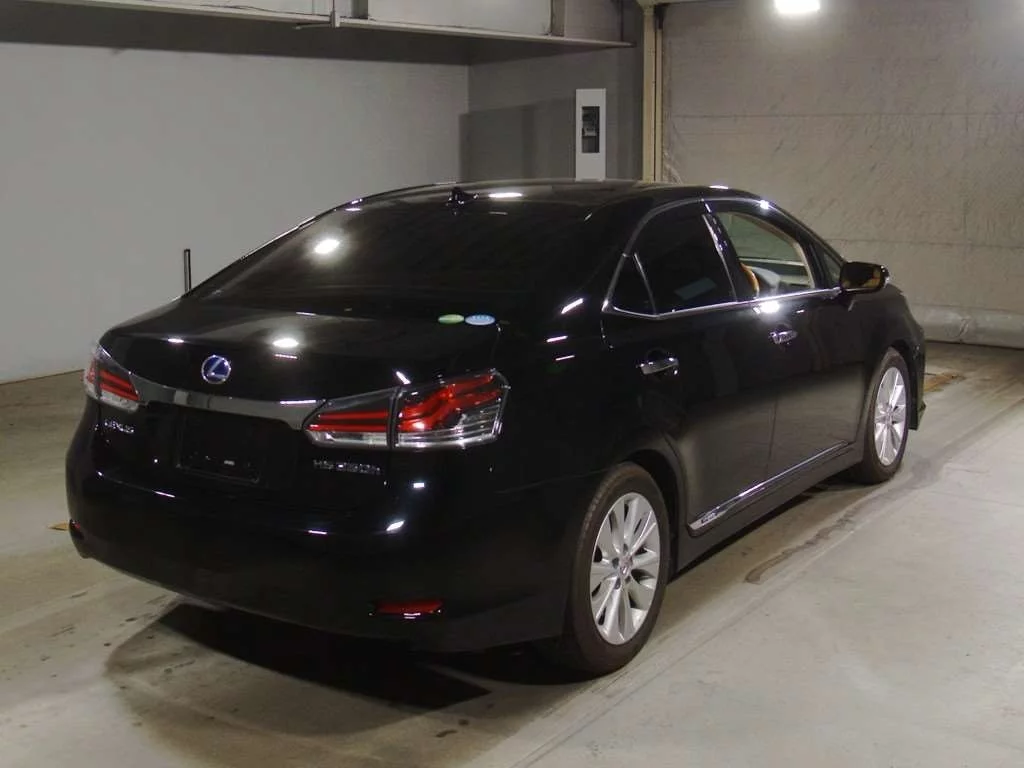 Lexus HS250h  с аукциона в Японии