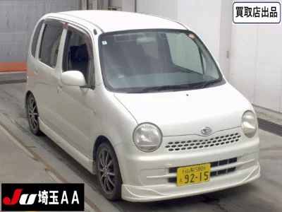DAIHATSU MOVE LATTE