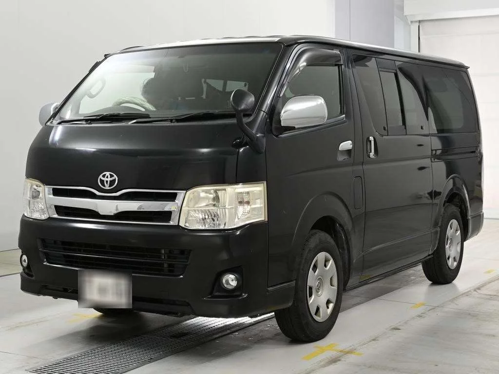 Toyota RegiusAce  с аукциона в Японии