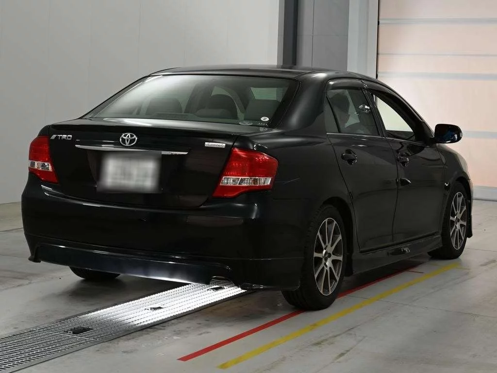Toyota Corolla Axio  с аукциона в Японии