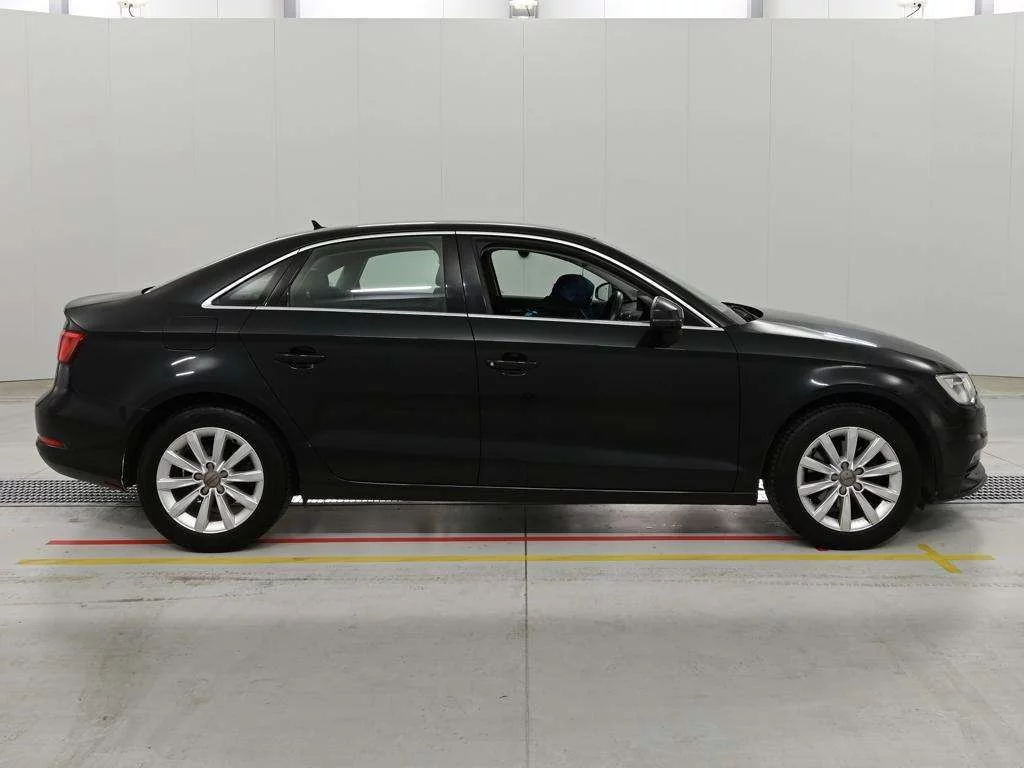 Audi A3  с аукциона в Японии