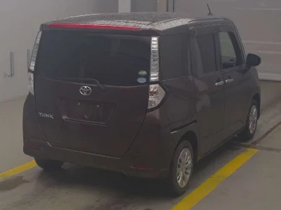 TOYOTA TANK