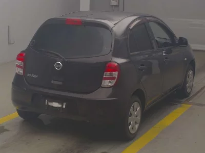 Nissan March