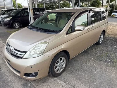 TOYOTA ISIS