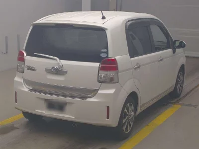 TOYOTA SPADE