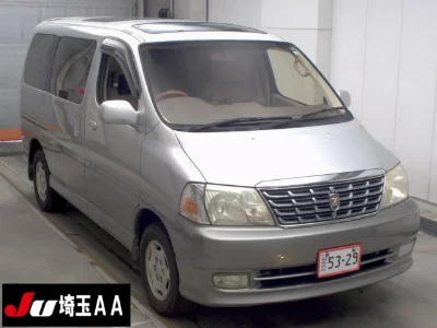 TOYOTA GRAND HIACE