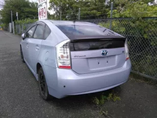 Цена авто Toyota Prius с аукционов Японии, номер кузова ZVW30, пробег 94 000, оценка 