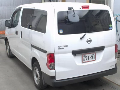 Nissan NV200 VANETTE VAN