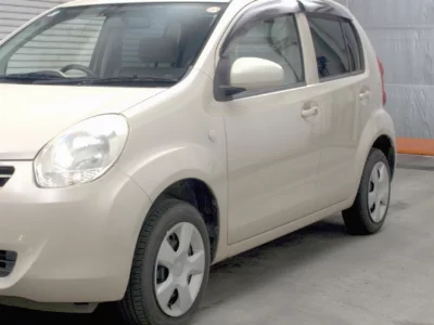 DAIHATSU BOON