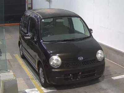 DAIHATSU MOVE LATTE
