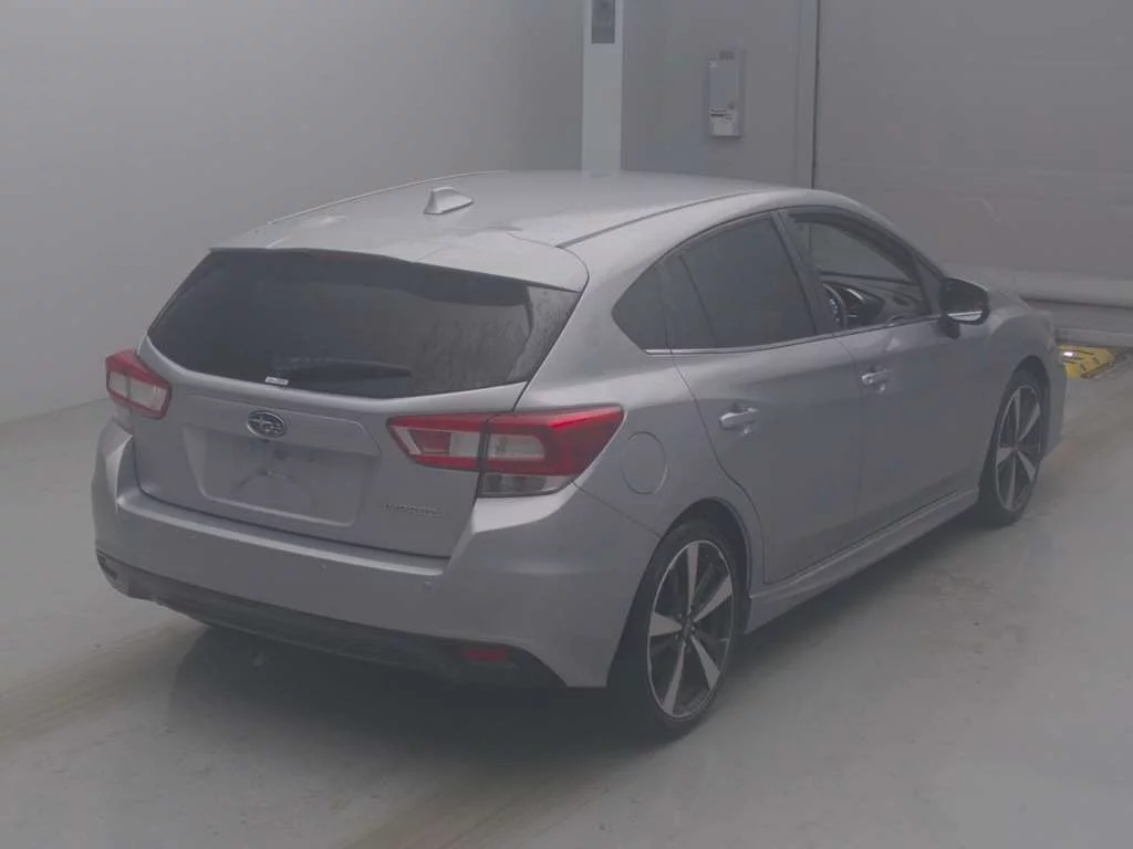 Subaru Impreza  с аукциона в Японии