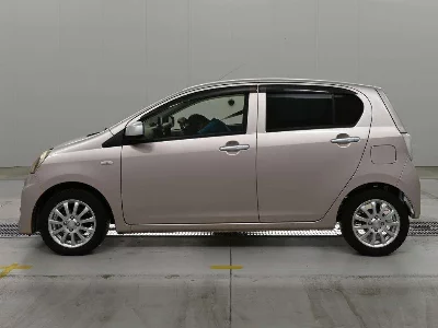 TOYOTA PIXIS EPOCH