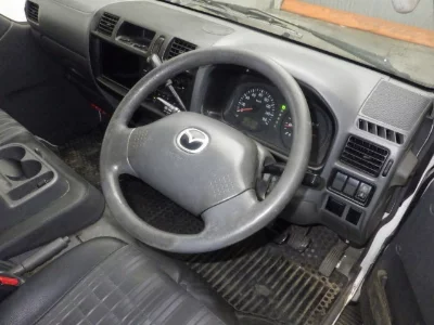MAZDA BONGO VAN