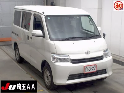TOYOTA TOWN ACE VAN