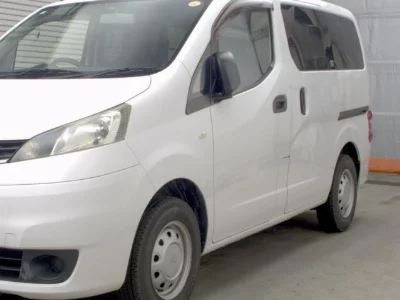 Nissan NV200 VANETTE VAN