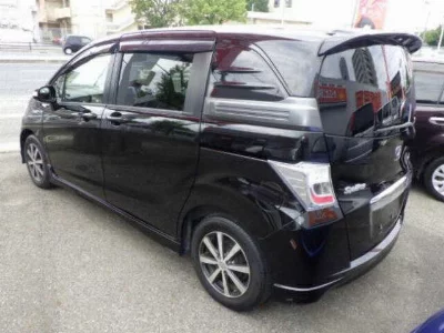 HONDA FREED SPIKE