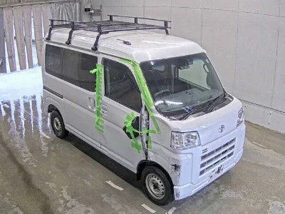 TOYOTA PIXIS VAN
